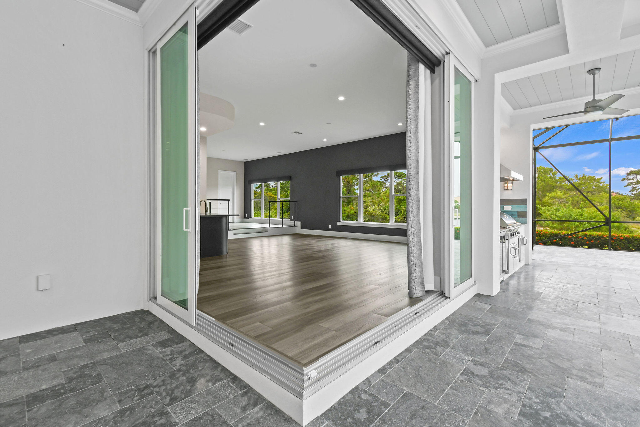 6219 Southeast Moss Ridge Pointe Hobe Sound, FL 33455 - Photo 66 of 108 6219SEMossRidgePointe(71)