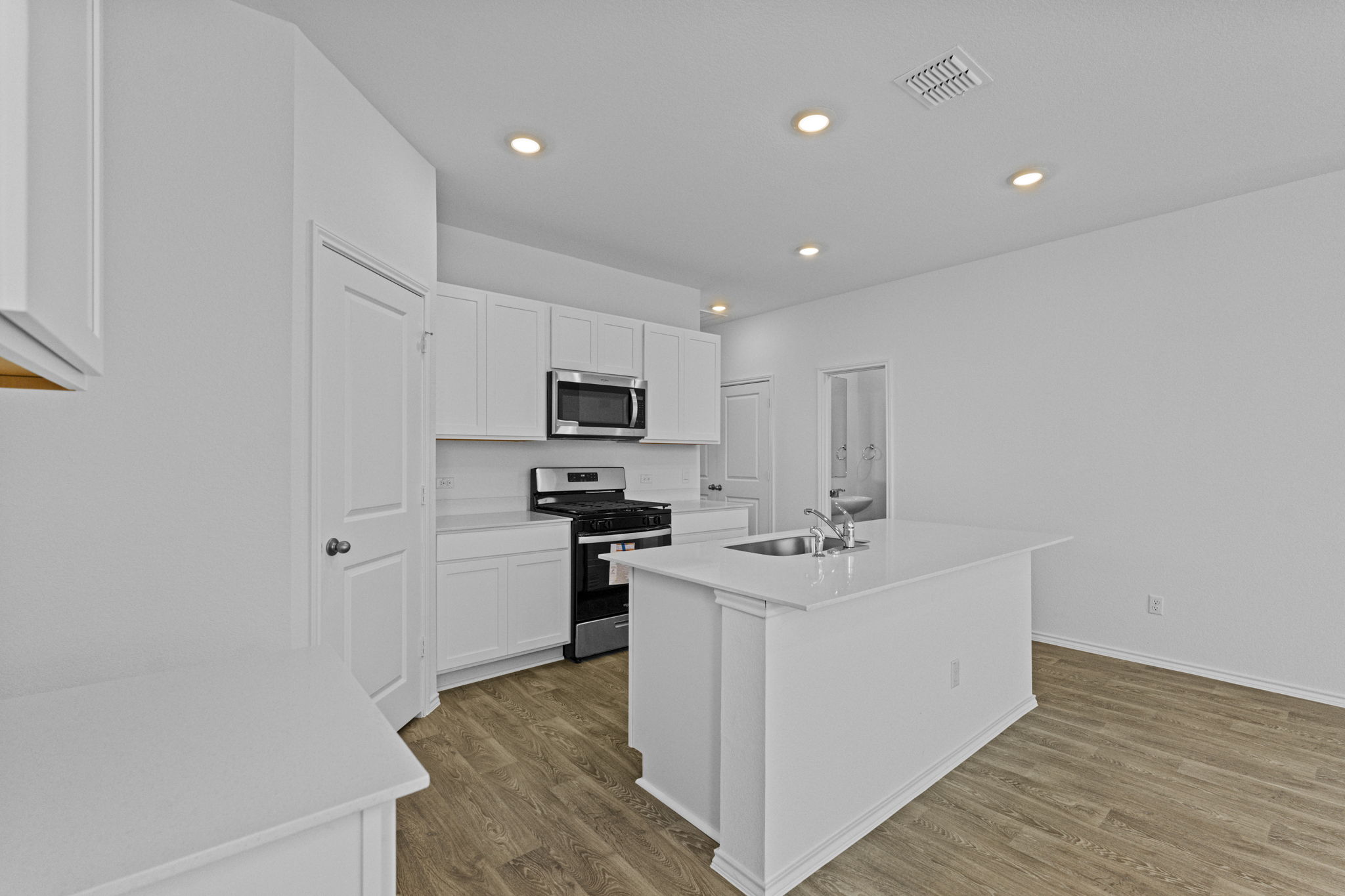 306 Santo Domingo Road Bastrop, TX 78602 - Photo 20 of 36