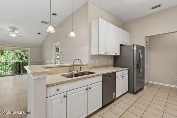 $1,650 | 9400 Underwing Way, Unit 8, Jacksonville, FL 32257