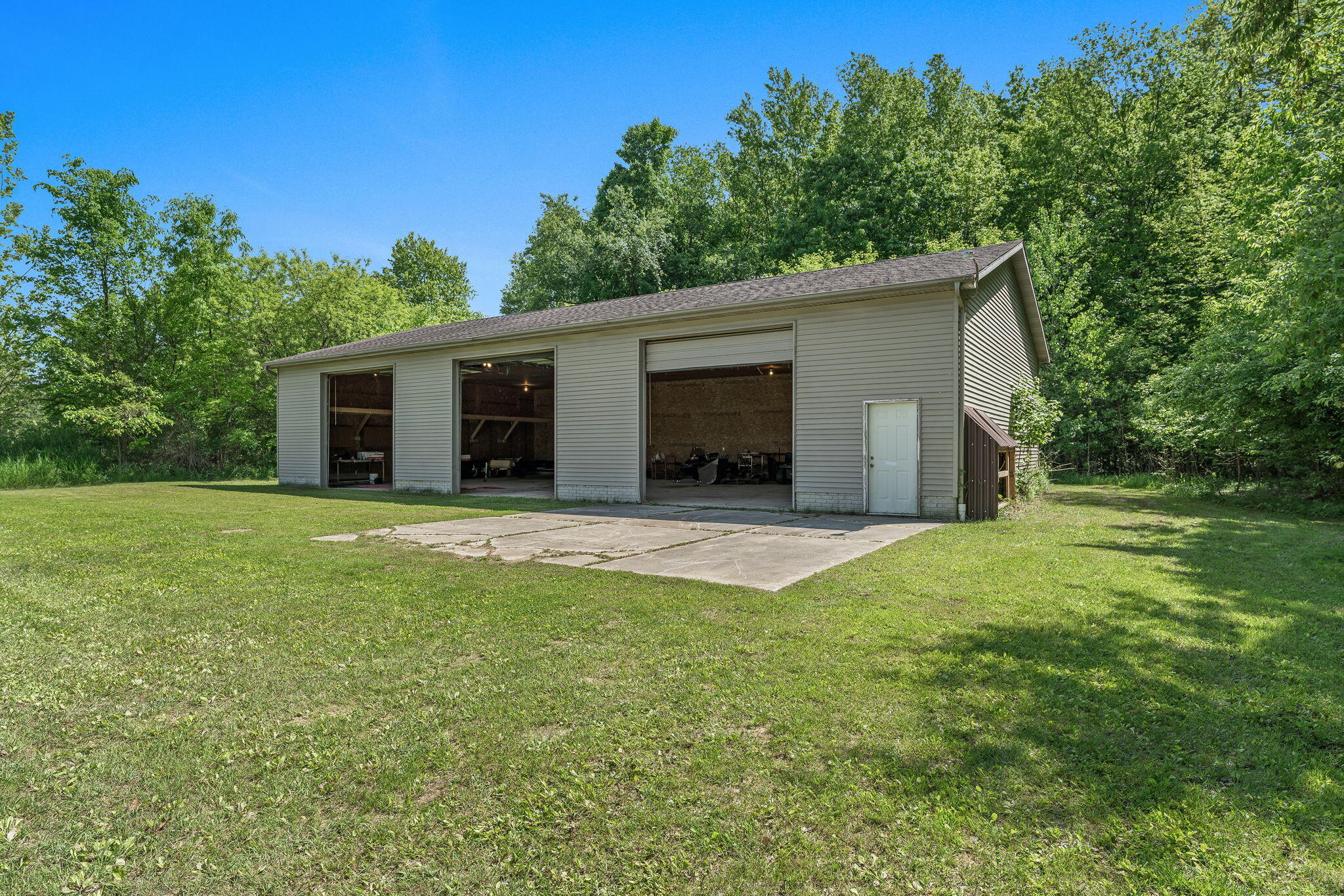 4-web-or-mls-A0104229