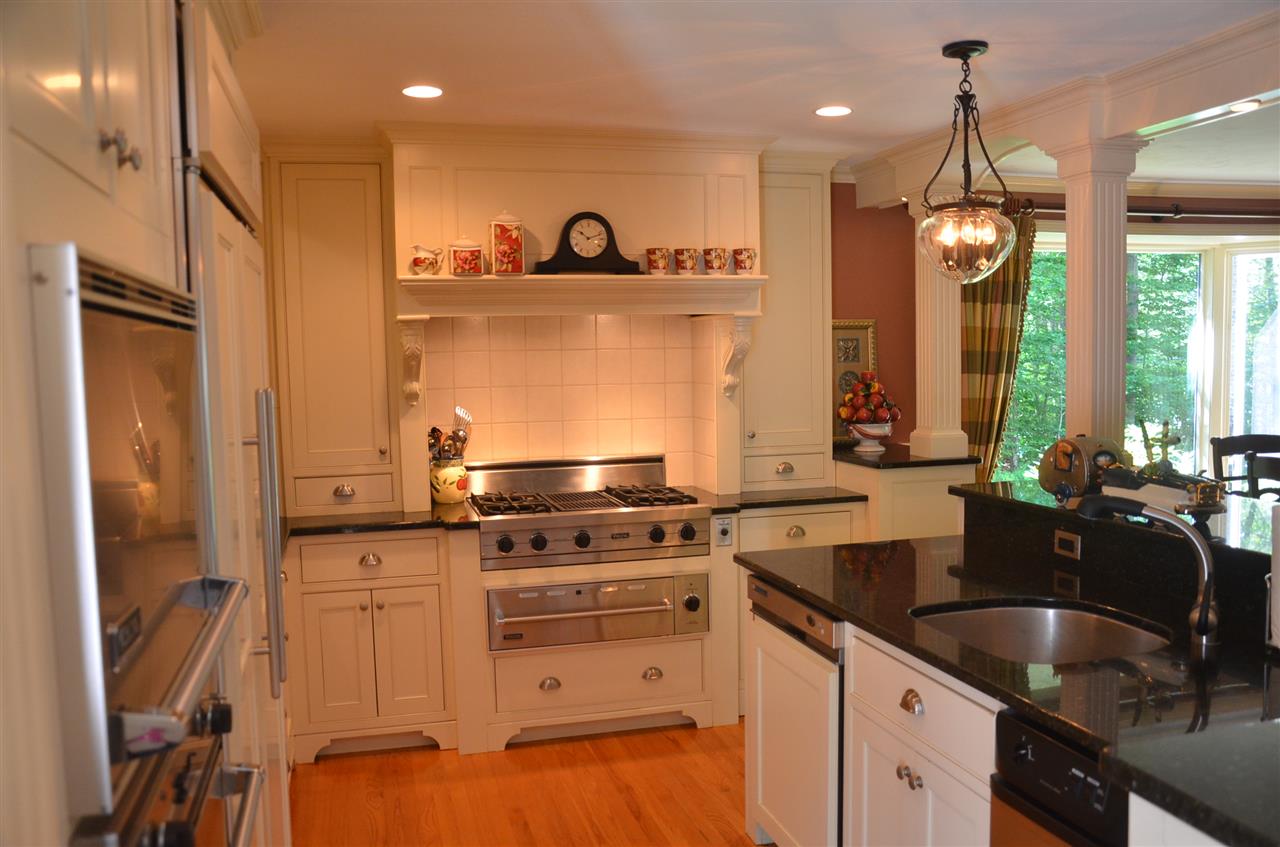 278 Dockham Shore Road Gilford, NH 03249 - Photo 9 of 37
