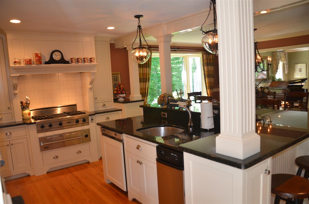 278 Dockham Shore Road Gilford, NH 03249 - Photo 10 of 37