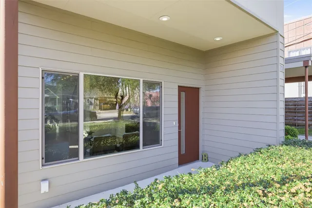 a view of house entrance