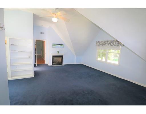 11 Plantation Road Mansfield, MA 02048 - Photo 12 of 28 Gallery Image 12