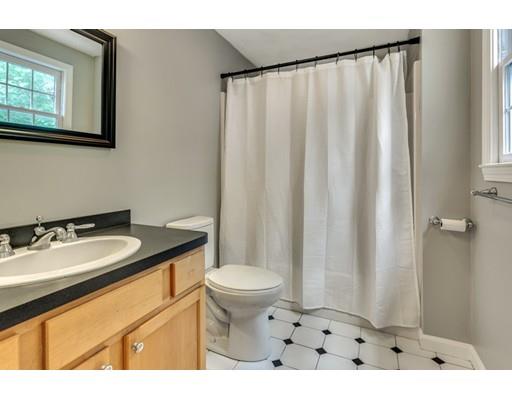 11 Plantation Road Mansfield, MA 02048 - Photo 17 of 28 Gallery Image 17