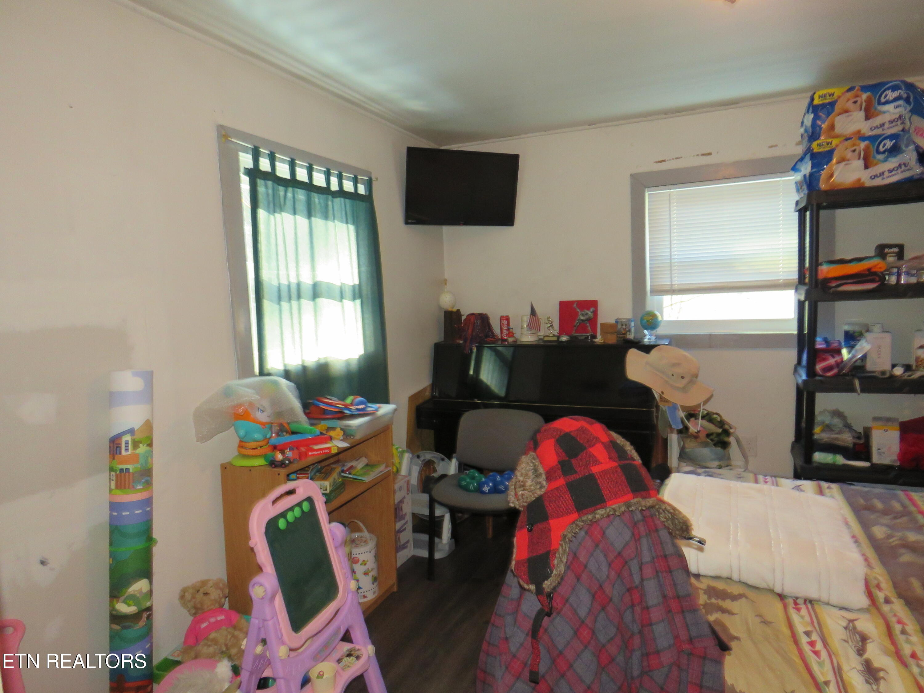 446 Lovers Lane Townsend, TN 37882 - Photo 20 of 36 IMG_0096