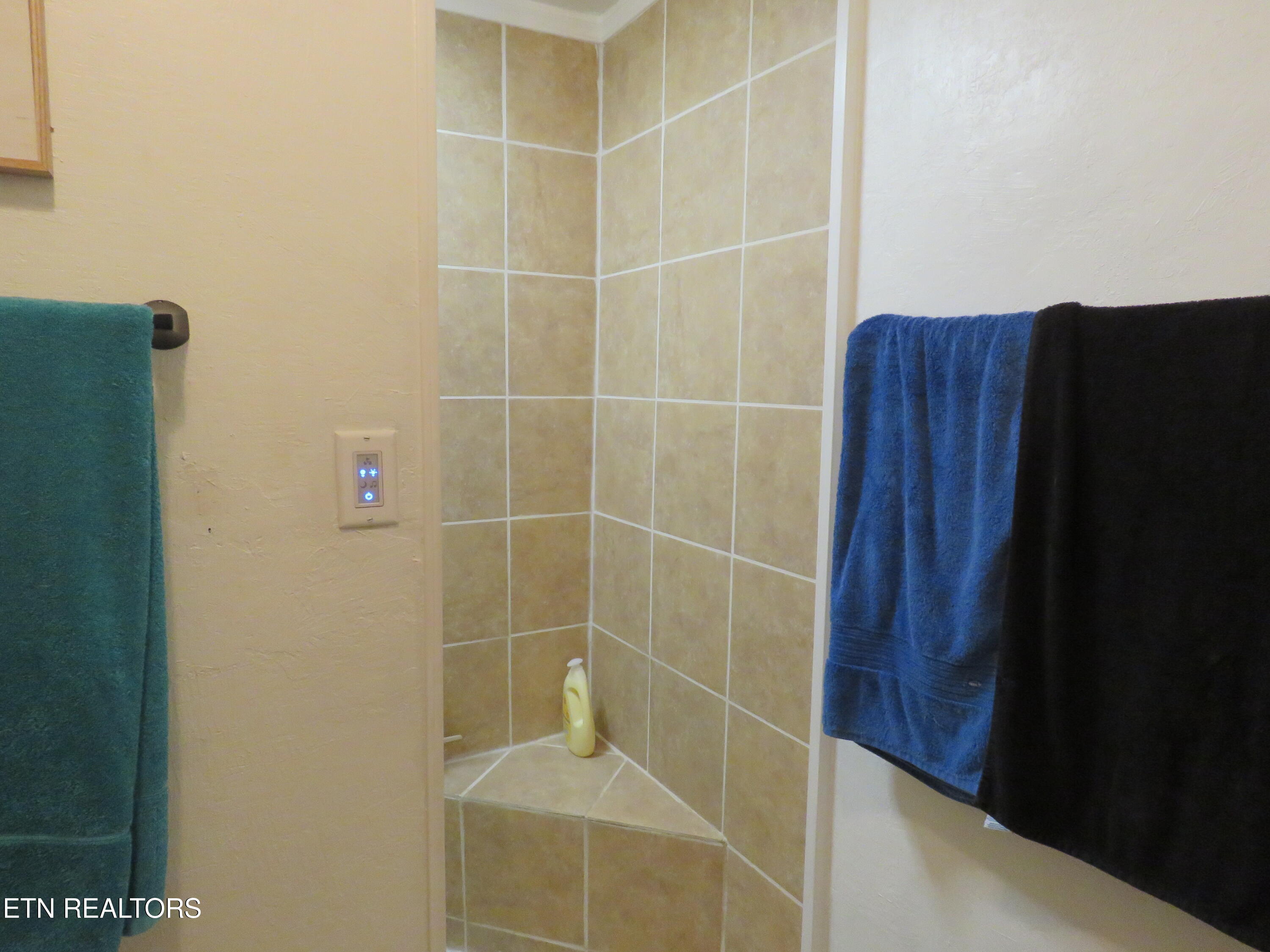 446 Lovers Lane Townsend, TN 37882 - Photo 22 of 36 IMG_0098