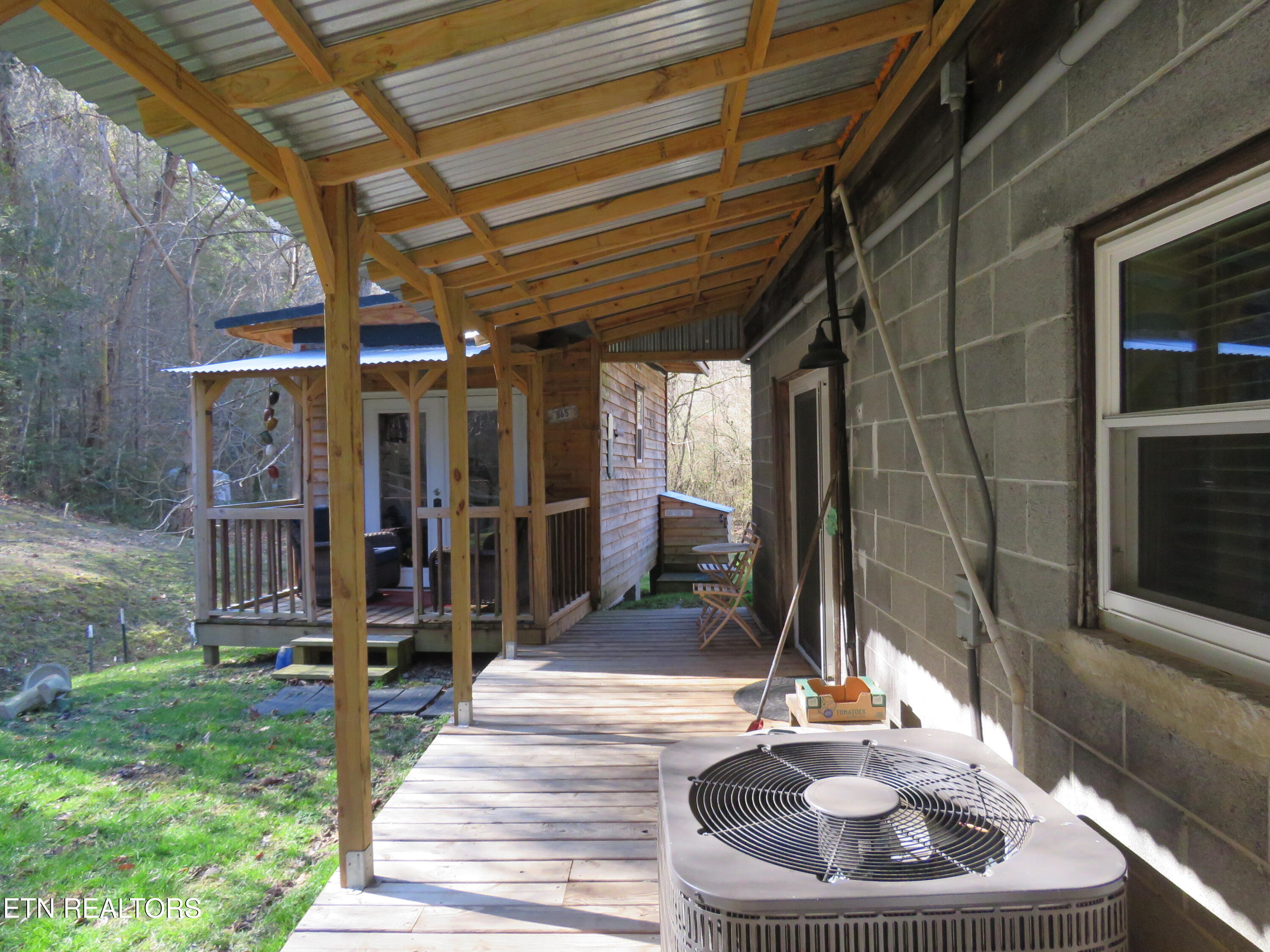 446 Lovers Lane Townsend, TN 37882 - Photo 10 of 36 IMG_0084