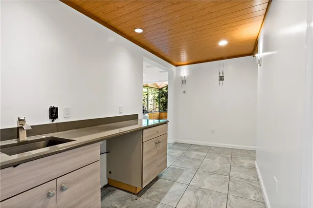 $995,000 | 94 Spindrift Street, Jamestown, RI 02835