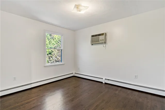 $995,000 | 94 Spindrift Street, Jamestown, RI 02835