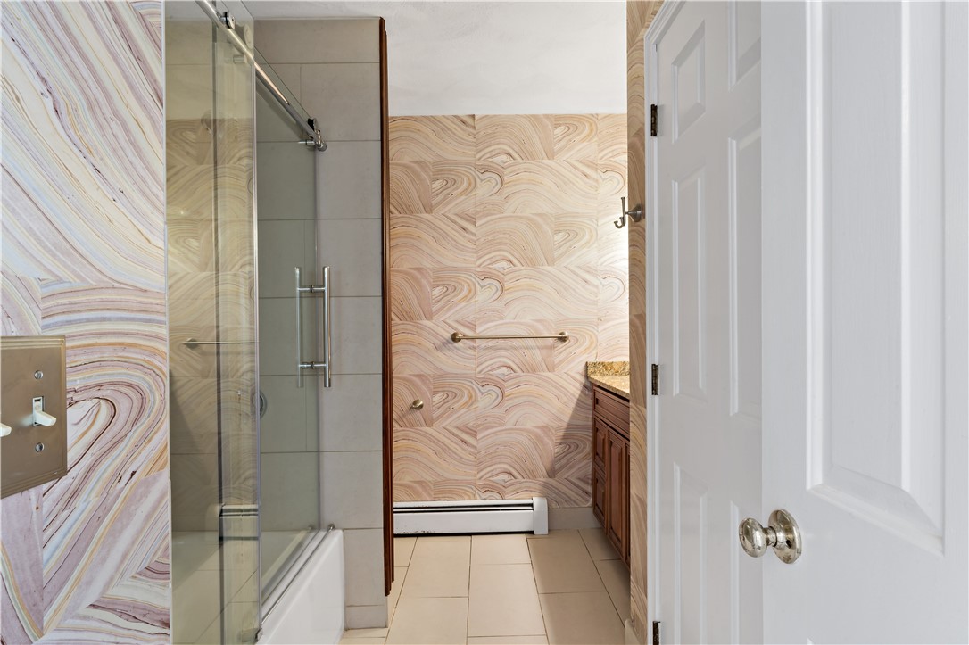 94 Spindrift Street Jamestown, RI 02835 - Photo 35 of 50 2nd Floor Full Bath