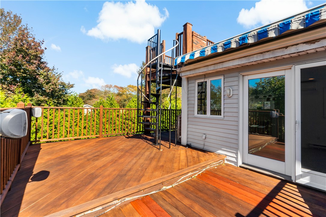 94 Spindrift Street Jamestown, RI 02835 - Photo 40 of 50 Outdoor living space