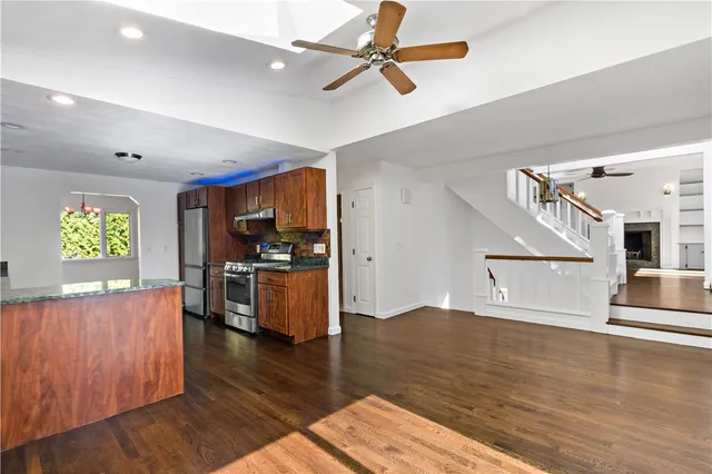 $995,000 | 94 Spindrift Street, Jamestown, RI 02835