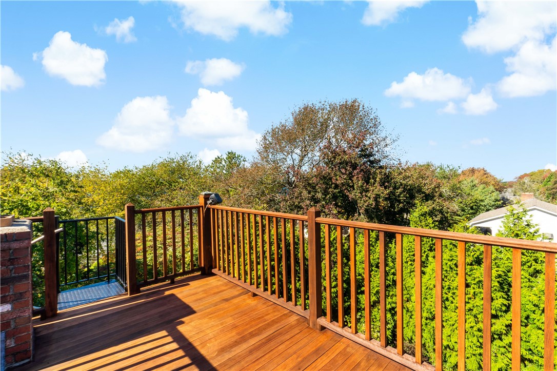 94 Spindrift Street Jamestown, RI 02835 - Photo 42 of 50 Outdoor living space