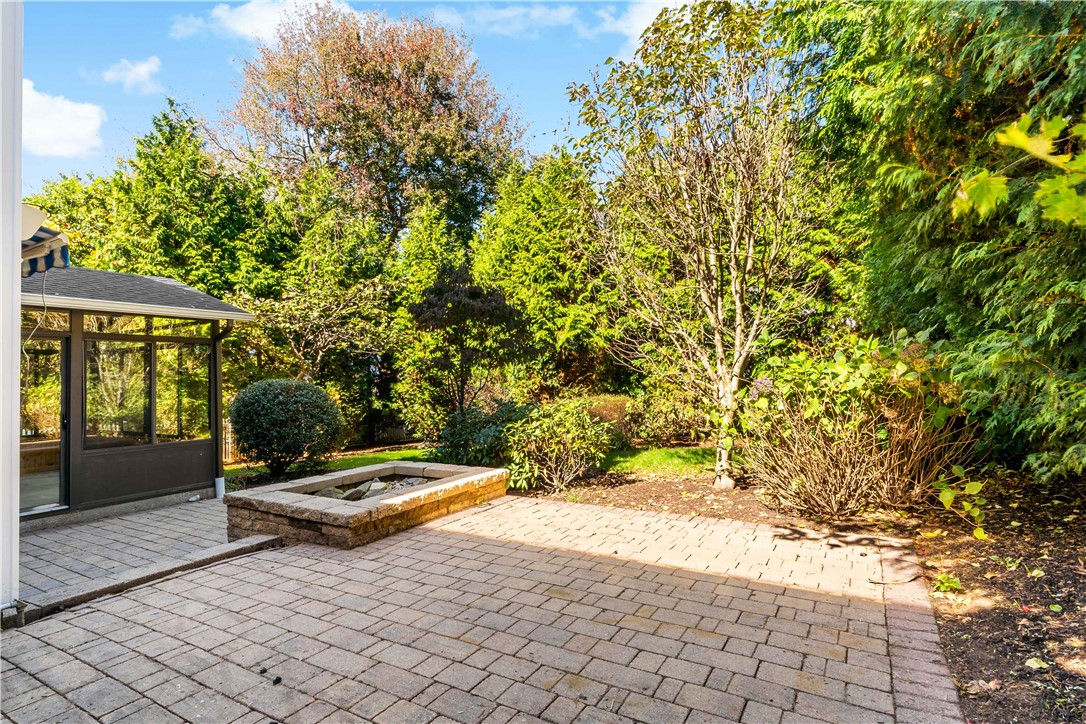 94 Spindrift Street Jamestown, RI 02835 - Photo 43 of 50 Digitally Staged