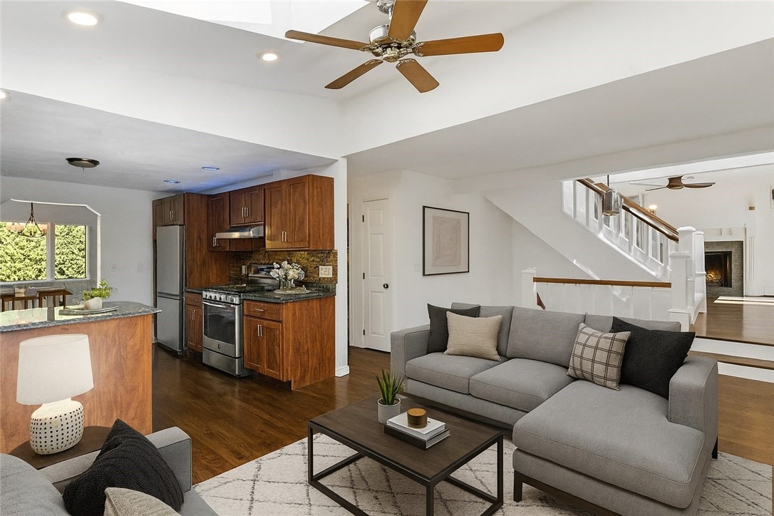 94 Spindrift Street Jamestown, RI 02835 - Photo 5 of 50 Digitally Staged