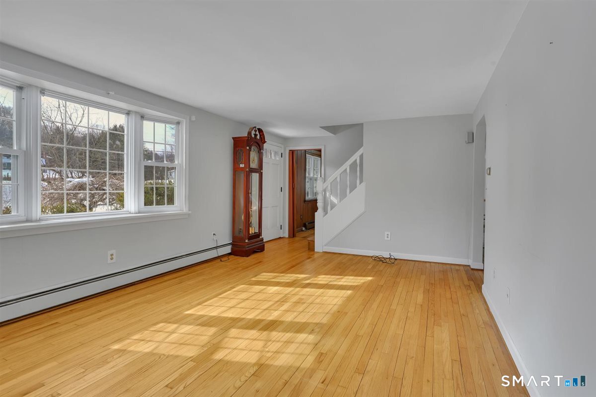 408 Foote Road Glastonbury, CT 06073 - Photo 11 of 30