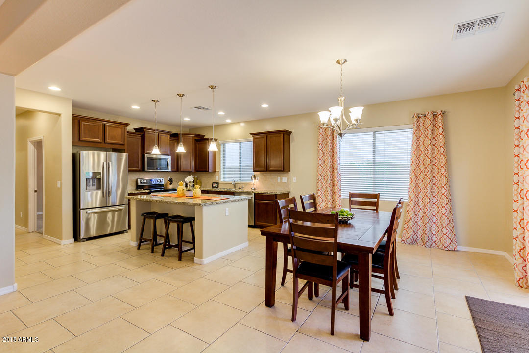 2955 East Shannon Street Gilbert, AZ 85295 - Photo 11 of 44 11-Shannon