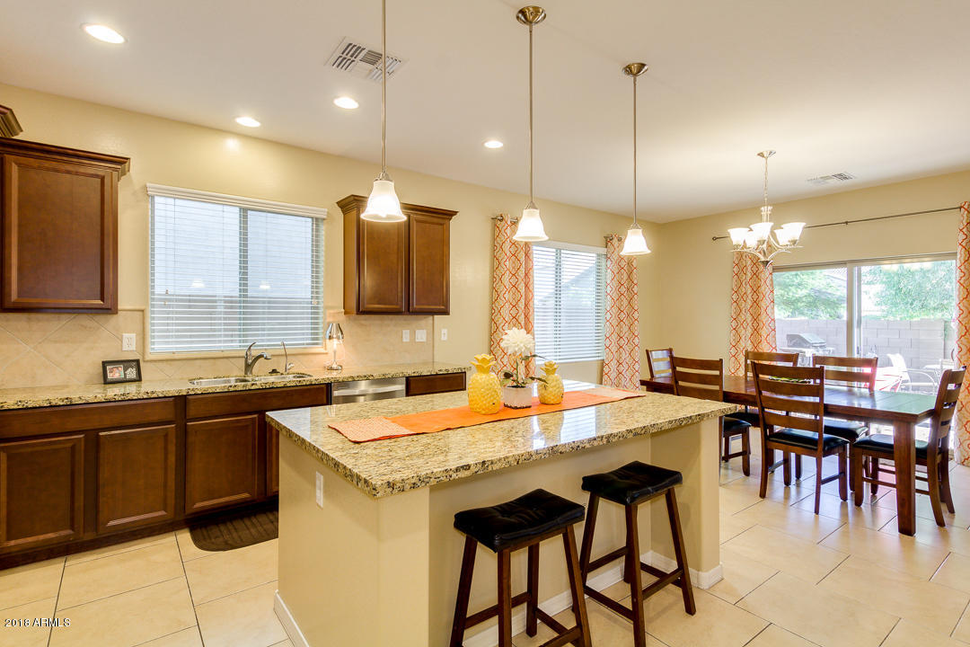 2955 East Shannon Street Gilbert, AZ 85295 - Photo 16 of 44 16-Shannon