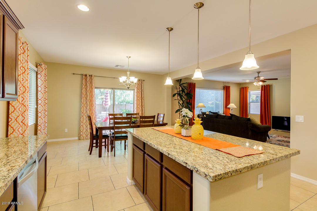2955 East Shannon Street Gilbert, AZ 85295 - Photo 17 of 44 17-Shannon