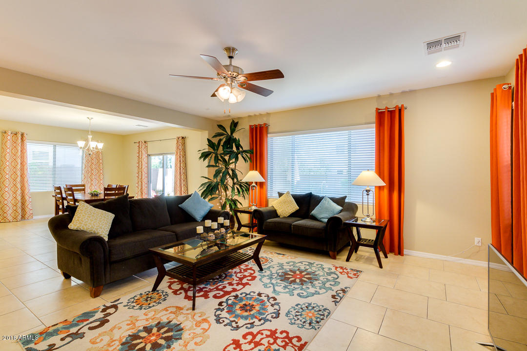 2955 East Shannon Street Gilbert, AZ 85295 - Photo 6 of 44 06-Shannon