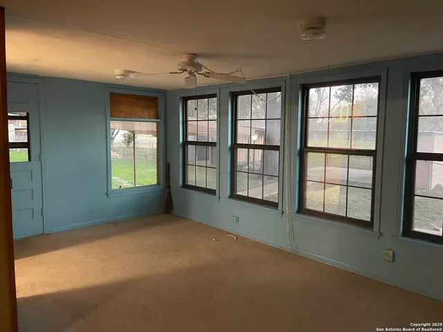 $295,000 | 15986 Keller Street, LaCoste, TX 78039