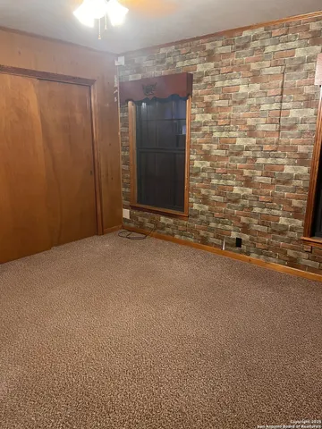 $295,000 | 15986 Keller Street, LaCoste, TX 78039