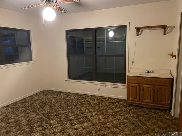 $295,000 | 15986 Keller Street, LaCoste, TX 78039