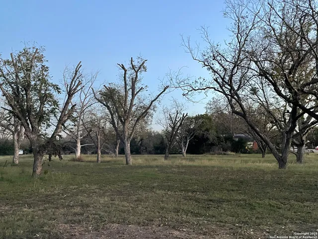 $295,000 | 15986 Keller Street, LaCoste, TX 78039