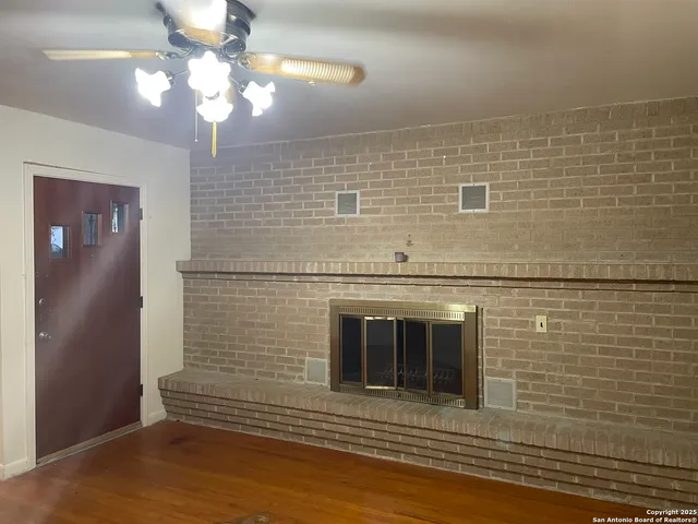 $295,000 | 15986 Keller Street, LaCoste, TX 78039