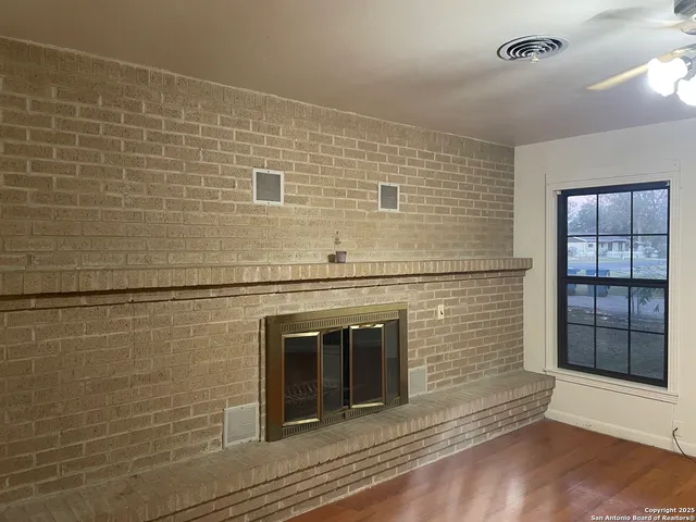 $295,000 | 15986 Keller Street, LaCoste, TX 78039