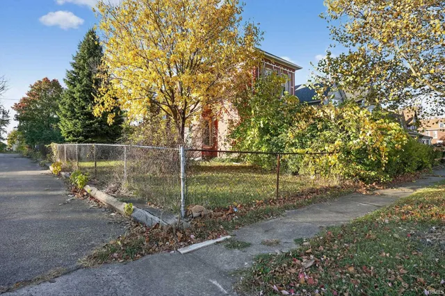 $85,000 | 920 Madison Street, Fort Wayne, IN 46803