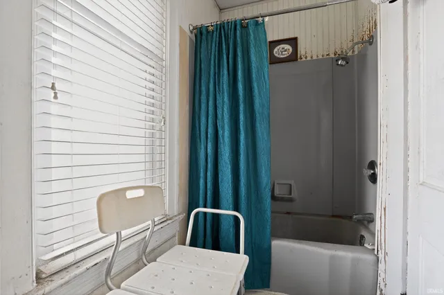 $85,000 | 920 Madison Street, Fort Wayne, IN 46803