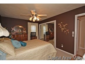 21 Greencastle Circle Springfield, IL 62712 - Photo 16 of 21 Gallery Image 16
