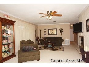 21 Greencastle Circle Springfield, IL 62712 - Photo 6 of 21 Gallery Image 6