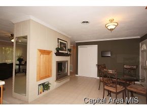 21 Greencastle Circle Springfield, IL 62712 - Photo 8 of 21 Gallery Image 8