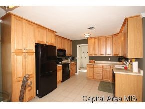 21 Greencastle Circle Springfield, IL 62712 - Photo 10 of 21 Gallery Image 10