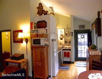 240 Skinner Road Shelburne, MA 01370 - Photo 19 of 29 S-room