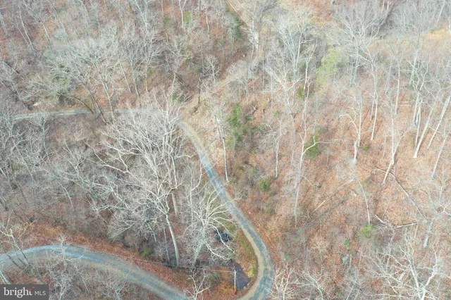 $325,000 | 155 White Fox Trail, Harpers Ferry, WV 25425