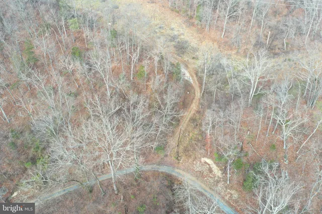 $325,000 | 155 White Fox Trail, Harpers Ferry, WV 25425