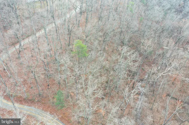 $325,000 | 155 White Fox Trail, Harpers Ferry, WV 25425