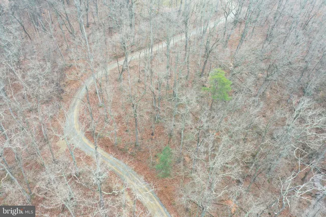 $325,000 | 155 White Fox Trail, Harpers Ferry, WV 25425