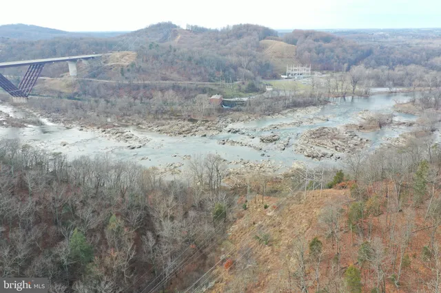 $325,000 | 155 White Fox Trail, Harpers Ferry, WV 25425