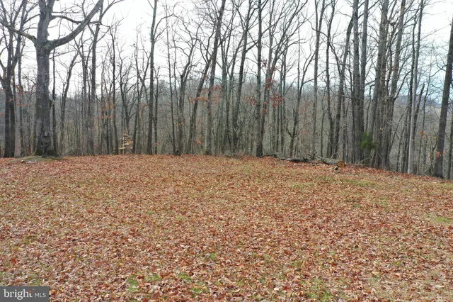 $325,000 | 155 White Fox Trail, Harpers Ferry, WV 25425