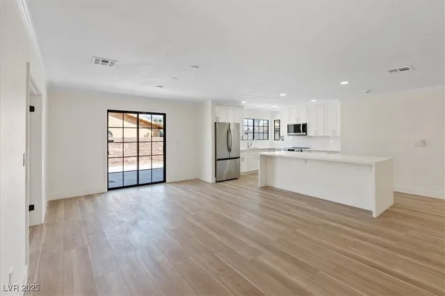 $910,000 | 7340 North Monte Cristo Way, Las Vegas, NV 89131