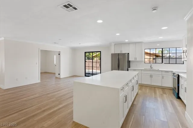 $910,000 | 7340 North Monte Cristo Way, Las Vegas, NV 89131