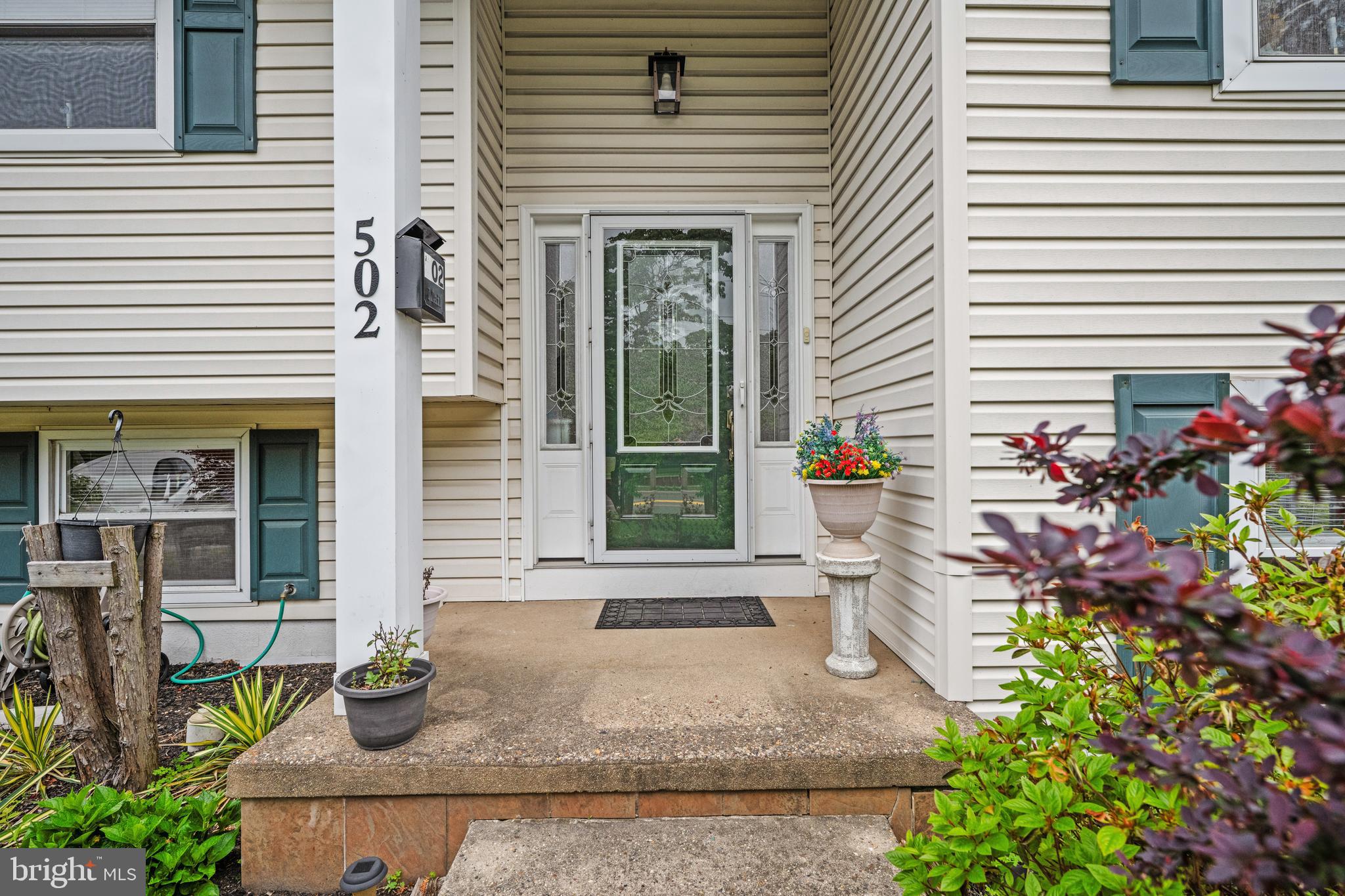 502 West Laurel Road Stratford, NJ 08084 - Photo 2 of 38