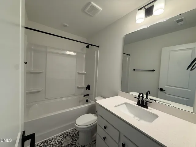 $434,900 | 4008 Kingcraig Lane, Zebulon, NC 27597