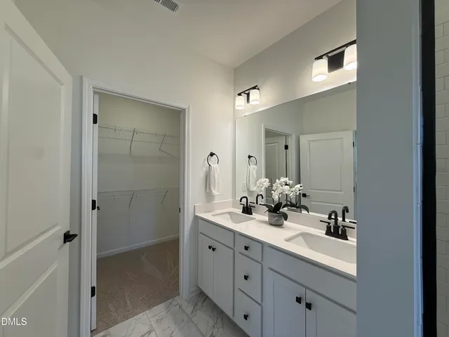 $434,900 | 4008 Kingcraig Lane, Zebulon, NC 27597