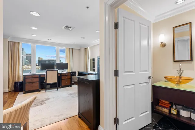 $1,250,000 | 801 Key Highway, Unit 441, Baltimore, MD 21230
